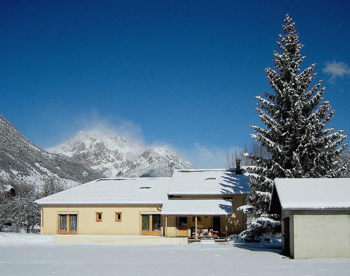 Chambres D'Hotes La Pierre D'Oran L'Argentiere-la-Bessee Exterior photo
